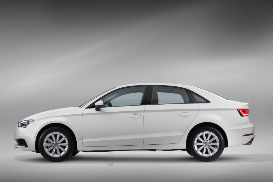  Audi A3 Sedan 1.4 T (8V) 2014 года  (LA) (фото 13 из 19)